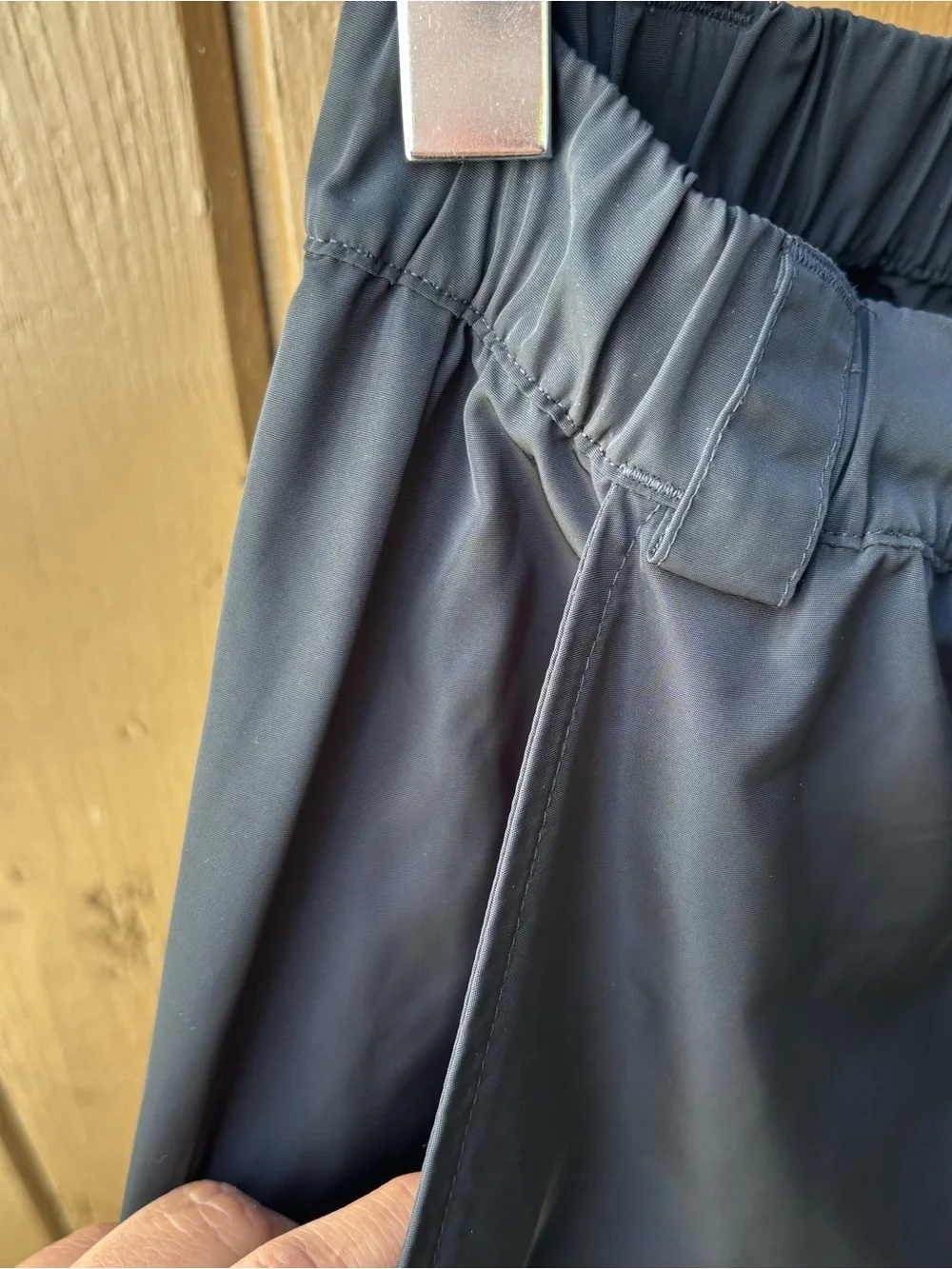 Alo Women’s Cargo Track Pants Size Medium Black
